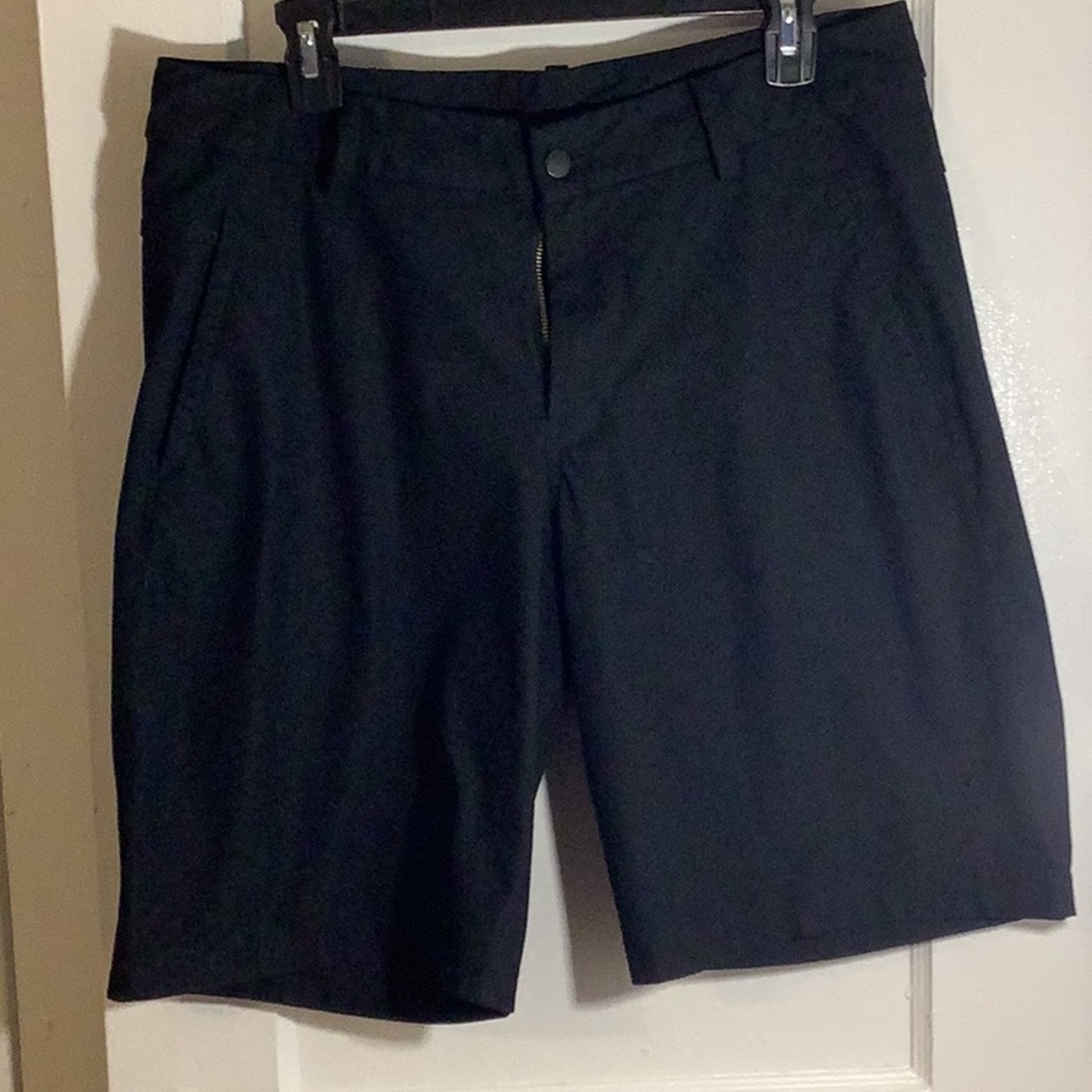 Lululemon Shorts. 34–3